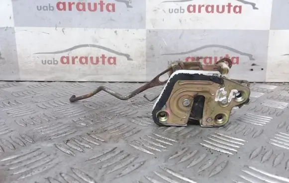 Mitsubishi Pajero Front door lock 