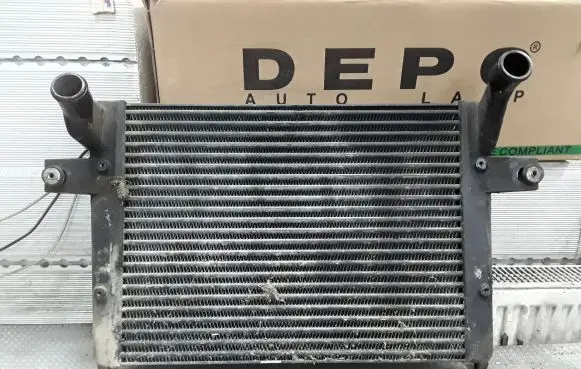Jeep Grand Cherokee (WJ) Intercooler radiator