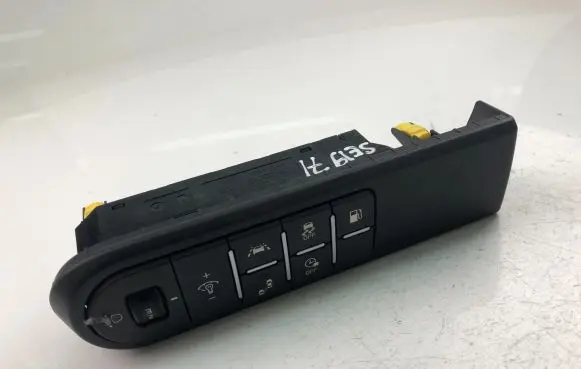 KIA Ceed Light switch 93700CR020