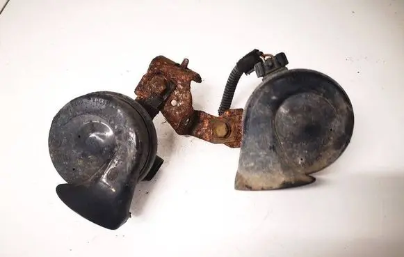 Opel Astra H Horn signal E1000209