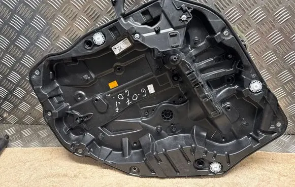 BMW X6 G06 Rear window lifting mechanism without motor 9450786 E65293201 20230807