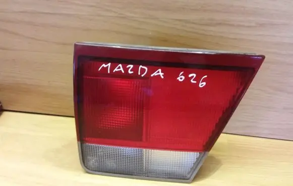 Mazda 626 Tailgate rear/tail lights 0431397