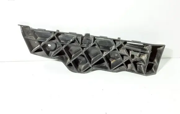 Mitsubishi Colt Rear bumper mounting bracket MN105272