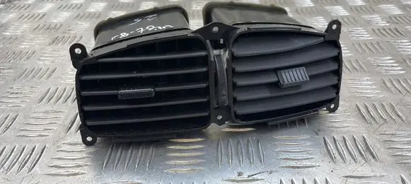 Hyundai Santa Fe Dash center air vent grill 9742026500