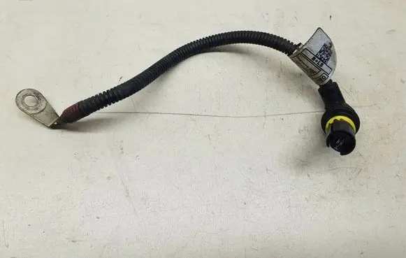 BMW 1 E81 E87 Glow plug wires 779801102