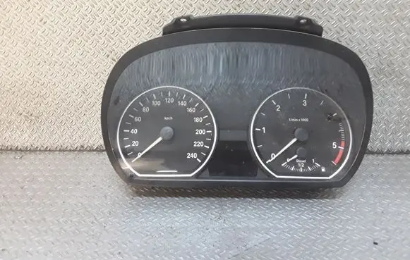 BMW 1 E81 E87 Speedometer (instrument cluster) 922094901