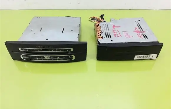 Renault Laguna II Radio/CD/DVD/GPS head unit 8200290679A