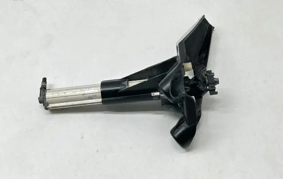 Headlight washer spray nozzle