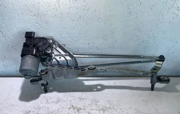 Ford Fiesta Front wiper linkage and motor 8A6117B571AB 1612082 0390241574