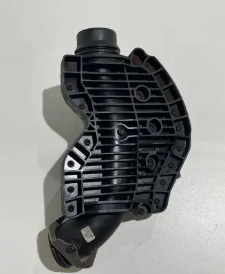 Intake resonator