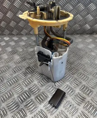 Mercedes-Benz A W176 In-tank fuel pump A2464701494