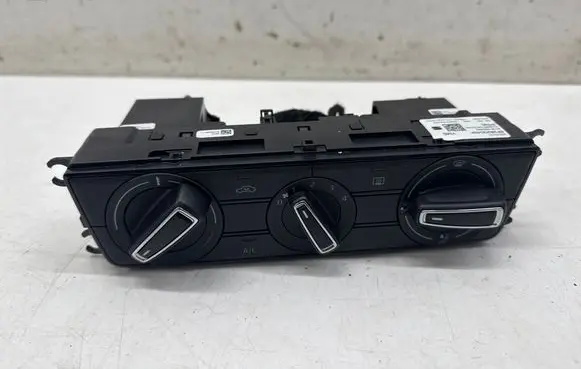 Seat Arona Climate control unit 6F2820045K