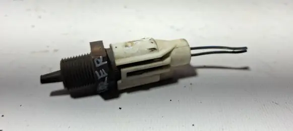 Ford Explorer Outside/exterior temperature sensor 