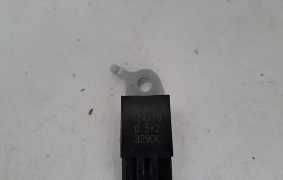 Toyota Avensis T270 Aerial antenna filter 9098004179