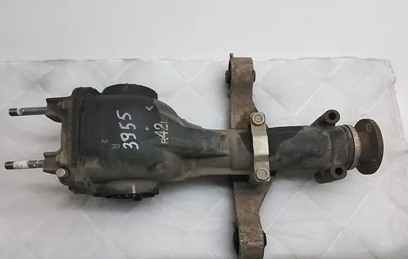 Subaru Legacy Rear differential 38300AC370