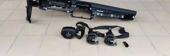 Mercedes-Benz CLS C218 X218 Dashboard