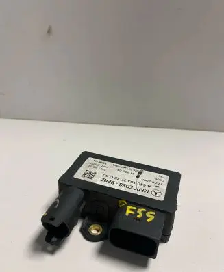 Mercedes-Benz A W169 Glow plug pre-heat relay A6401532779 51299031
