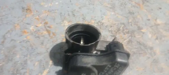 Volkswagen PASSAT B6 Throttle valve 03G128063D