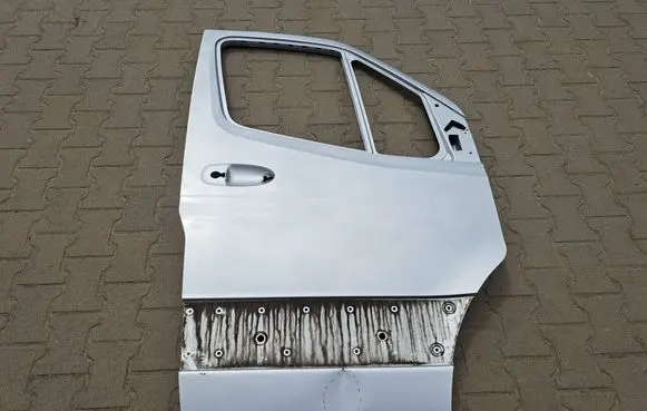 Mercedes-Benz Sprinter W907 W910 Front door A9107202300