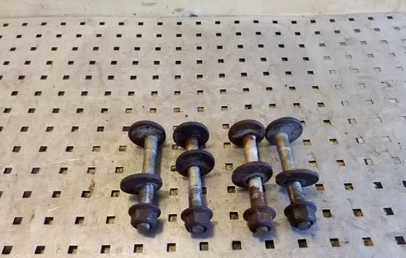 Land Rover Range Rover Sport L320 Front suspension camber bolt 