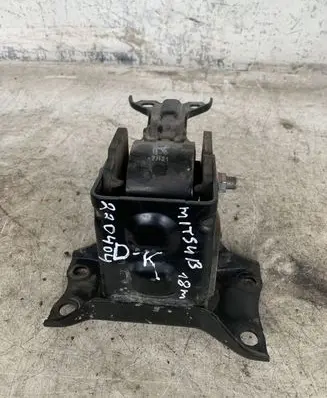 Mitsubishi ASX Engine mount bracket