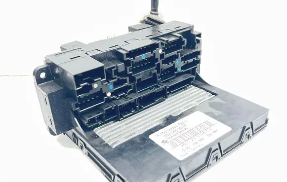 Mercedes-Benz E W211 Fuse box set 0025459301 5DK00797320