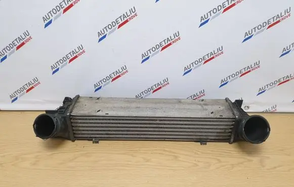 BMW X1 E84 Intercooler radiator 7798788 17517798788