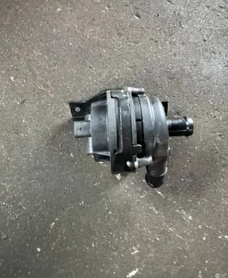 Alfa Romeo Stelvio Electric auxiliary coolant/water pump 00505528600