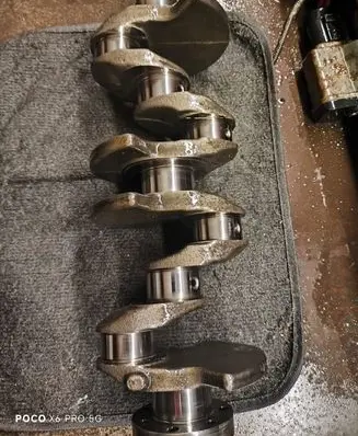 Dacia Duster Crankshaft 122011649R 122011649
