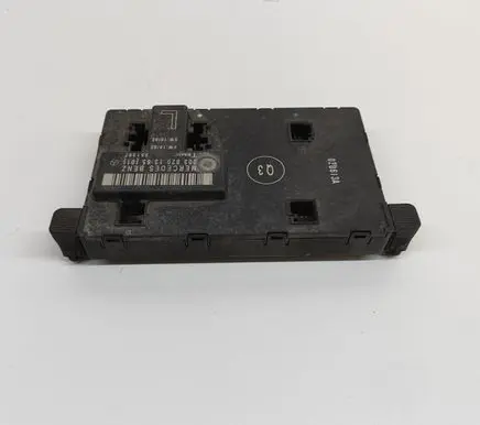 Mercedes-Benz C W203 Door control unit/module A2038201385 2038201385