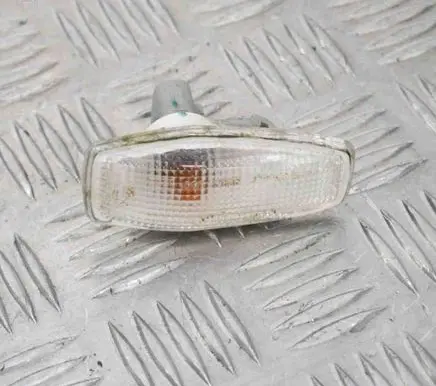 Hyundai i10 Front fender indicator light