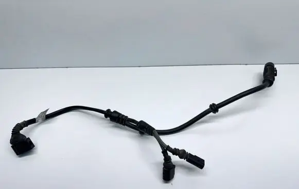 Volkswagen Touareg II Rear ABS sensor wiring 7P0971279B