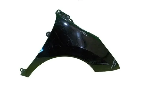 Peugeot 3008 I Fender PRZOD PRAWY