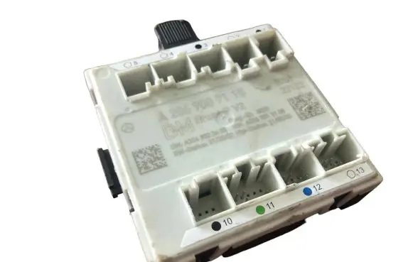 Mercedes-Benz C W206 Door control unit/module A2069007115
