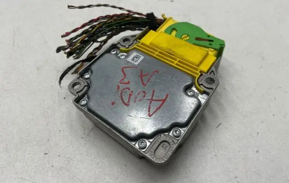 Audi A3 S3 8P Airbag control unit/module 8P0959655C 0285001666