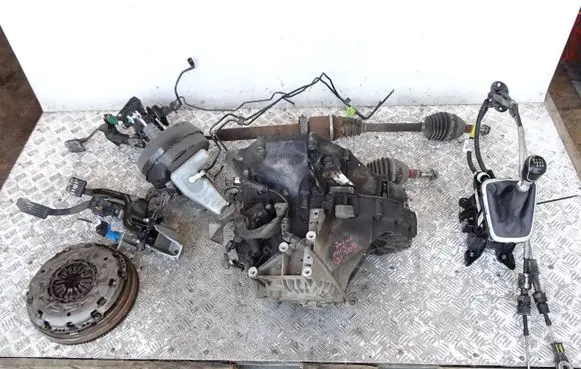 Ford Mondeo MK V Manual 6 speed gearbox DG9R7002KCB 190215