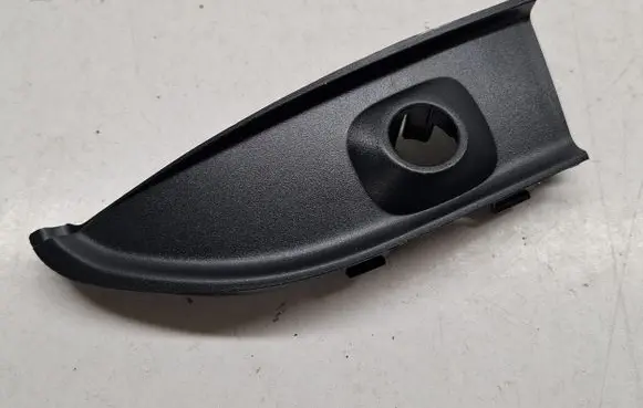Audi Q7 4M Front parking sensor holder (PDC) 4M0807952A