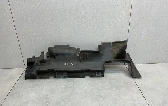 Audi Q3 8U Intercooler air guide/duct channel 8U0121284J