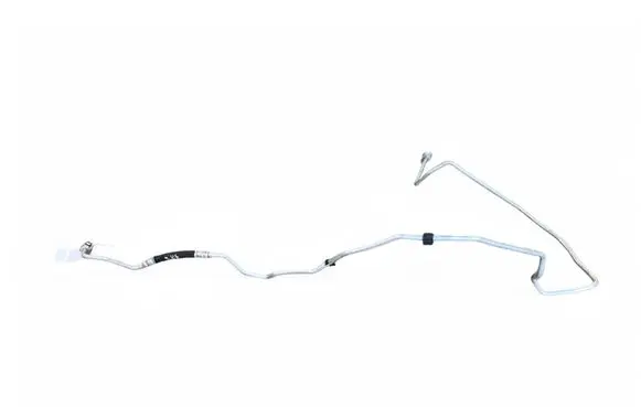 Coolant pipe/hose
