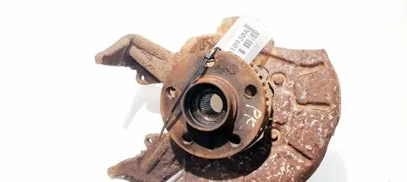 Volkswagen Bora Front wheel hub
