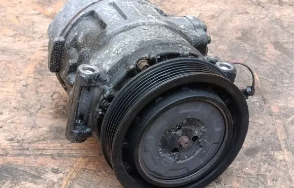 Audi A4 S4 B7 8E 8H Air conditioning (A/C) compressor (pump) 8E0260805BG 7SEU17C
