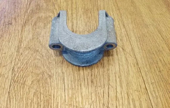Porsche Macan (95B) Sway bar bush bracket, rear 95B511439