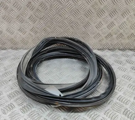 Mazda CX-5 Trunk rubber seal (body) KD5362761B
