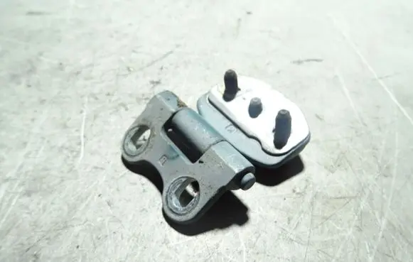Front door upper hinge