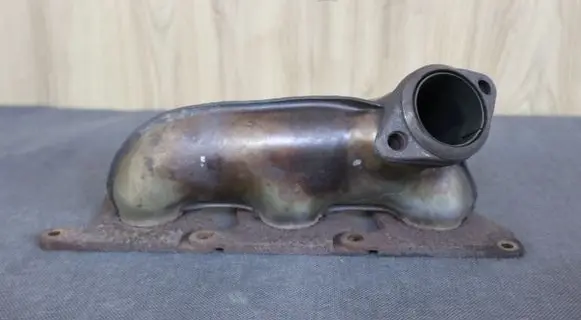 Mercedes-Benz CLK A209 C209 Exhaust manifold 2721400109 A2721400109