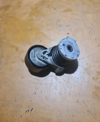 Renault Kangoo II Generator/alternator belt tensioner 117504048R