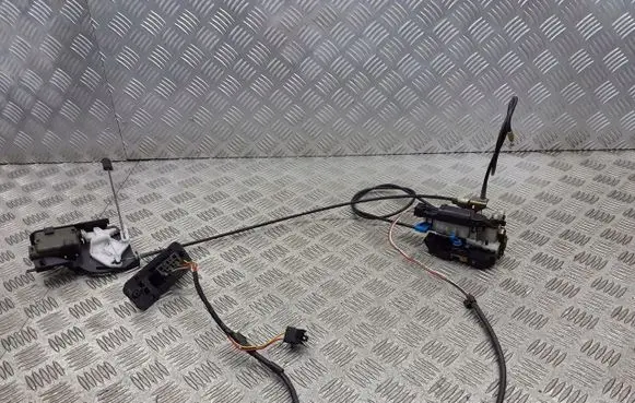 Renault Kangoo I Loading door lock 