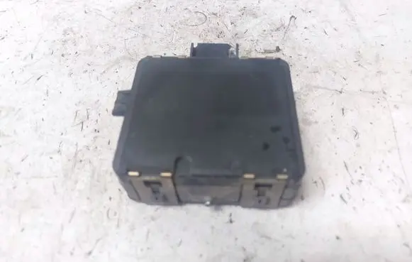 Audi A4 S4 B9 Distronic sensor radar 4M0907590B