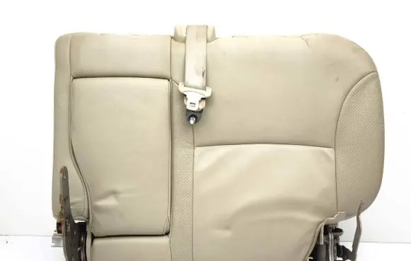 Citroen C-Crosser Rear seat 