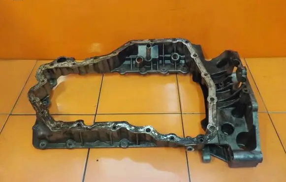 Land Rover Freelander 2 - LR2 Oil sump 965295180